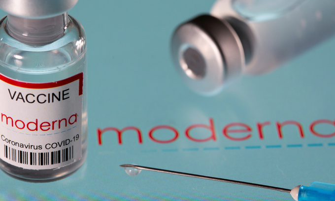 Les États-Unis envoient deux millions de doses de vaccin Moderna au Vietnam